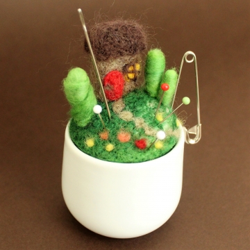 Domeček jehelníček